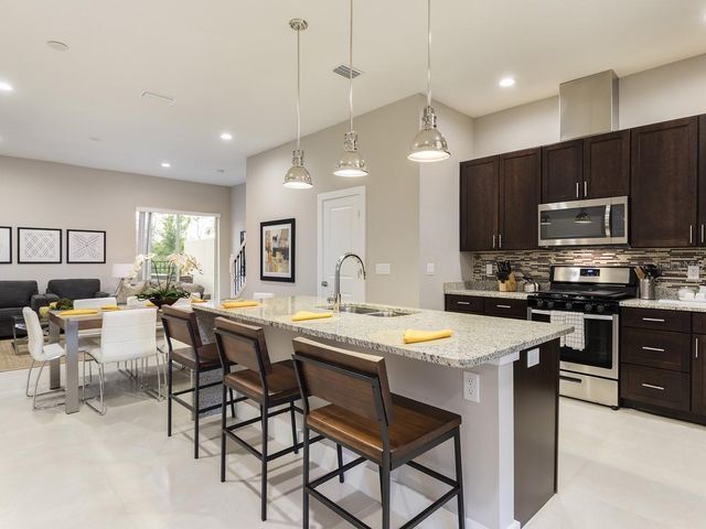 7538 SUNVILLE AVENUE, Kissimmee, FL 34747