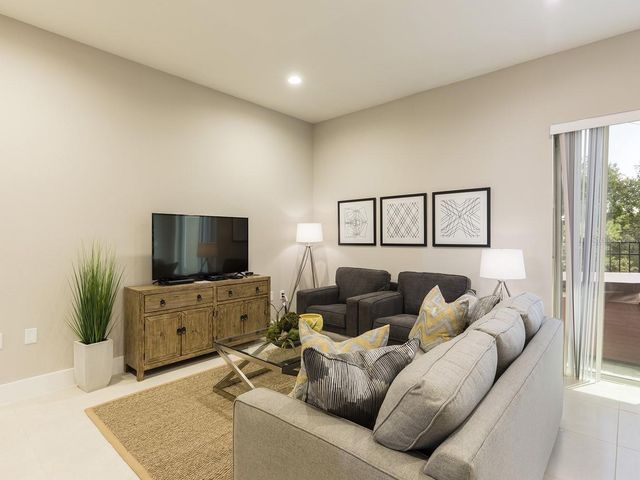 7538 SUNVILLE AVENUE, Kissimmee, FL 34747