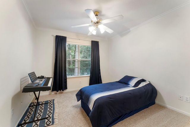 74 E Greywing Circle, The Woodlands, TX 77382