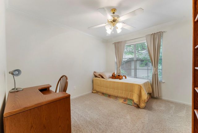 74 E Greywing Circle, The Woodlands, TX 77382