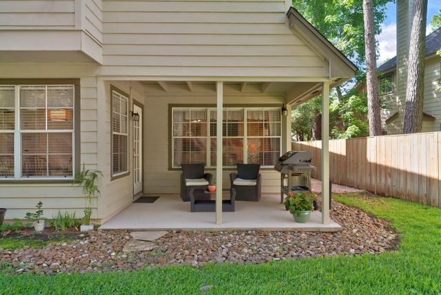 74 E Greywing Circle, The Woodlands, TX 77382