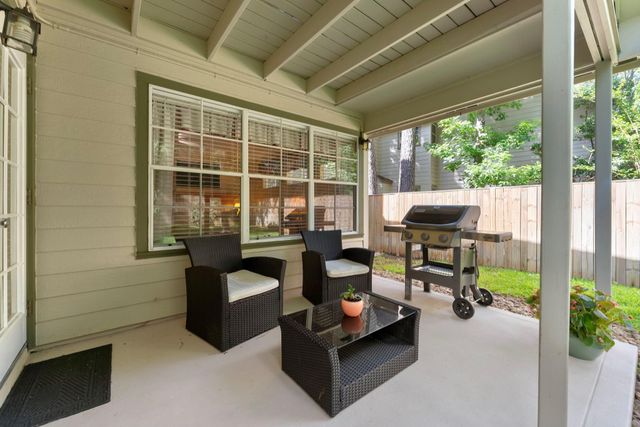 74 E Greywing Circle, The Woodlands, TX 77382