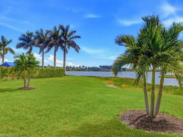 1482 Santiago CIR, Naples, FL 34113