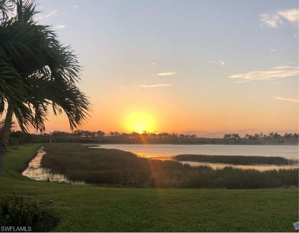 1482 Santiago CIR, Naples, FL 34113