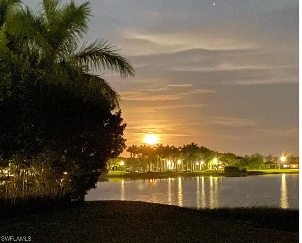 1482 Santiago CIR, Naples, FL 34113