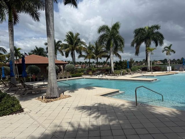 1482 Santiago CIR, Naples, FL 34113