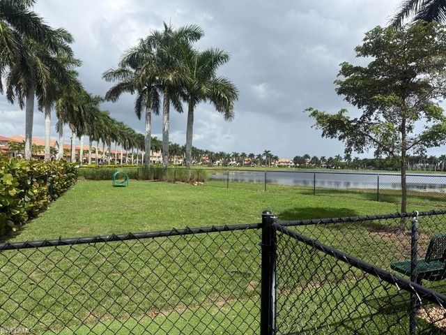 1482 Santiago CIR, Naples, FL 34113