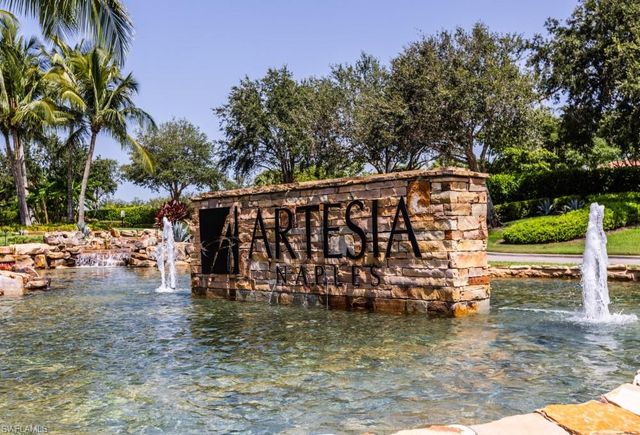 1482 Santiago CIR, Naples, FL 34113