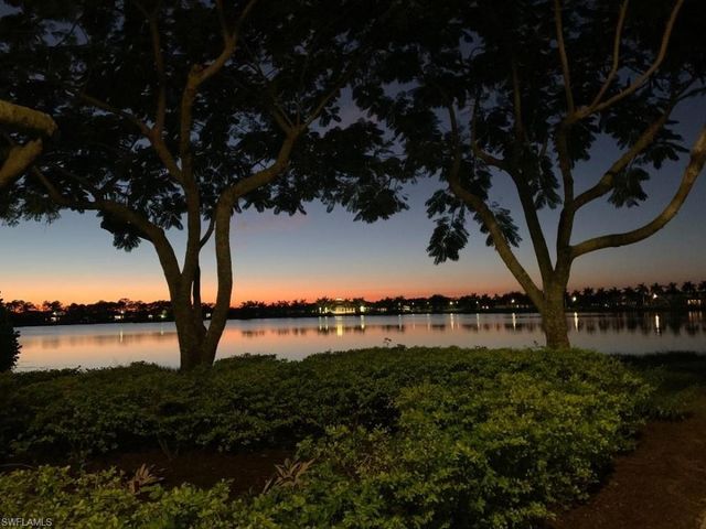 1482 Santiago CIR, Naples, FL 34113