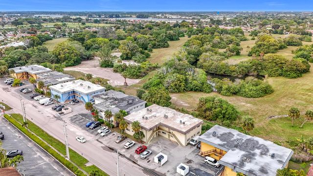 961 NW 45th Street 3, Deerfield Beach, FL 33064