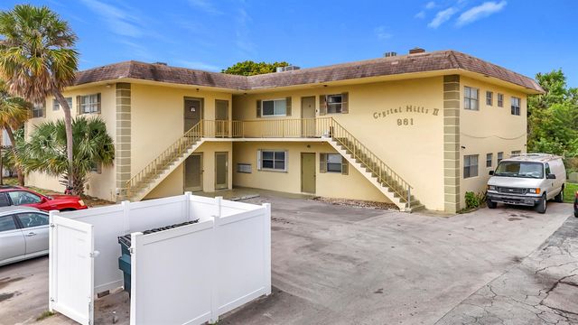961 NW 45th Street 3, Deerfield Beach, FL 33064
