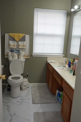 1704 Windward Avenue, Naperville, IL 60563