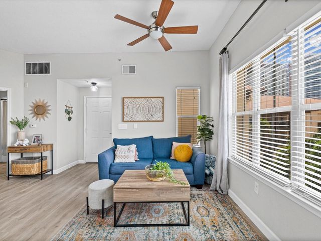 100 4TH AVENUE S 416, St Petersburg, FL 33701