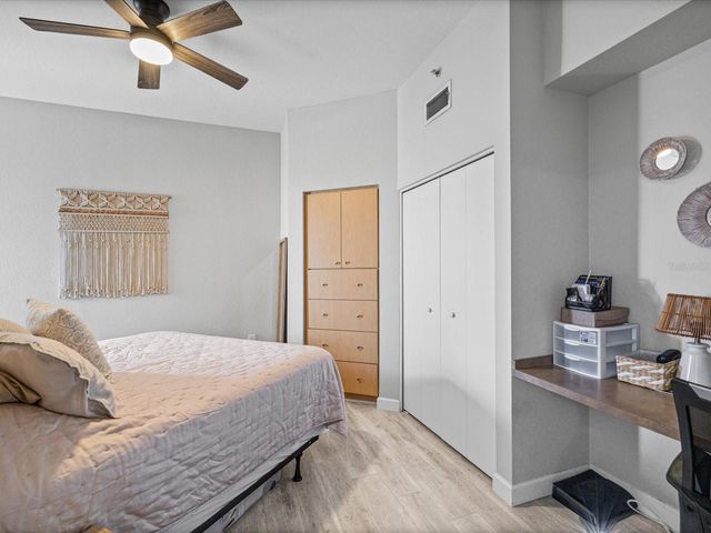 100 4TH AVENUE S 416, St Petersburg, FL 33701