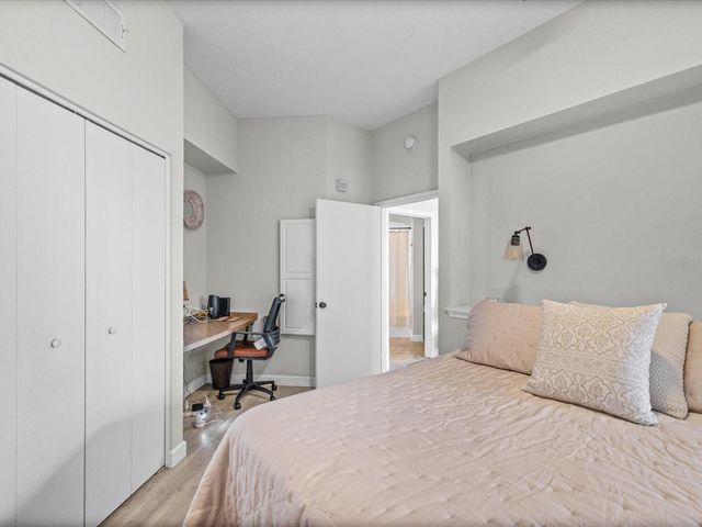 100 4TH AVENUE S 416, St Petersburg, FL 33701