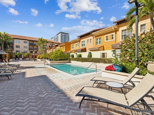 100 4TH AVENUE S 416, St Petersburg, FL 33701