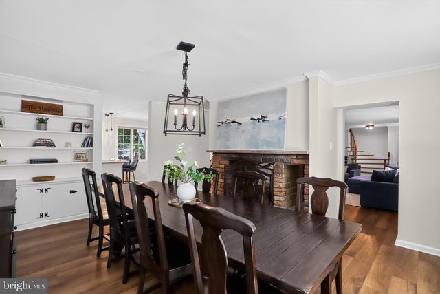 302 BRIDGEBORO RD, Moorestown, NJ 08057