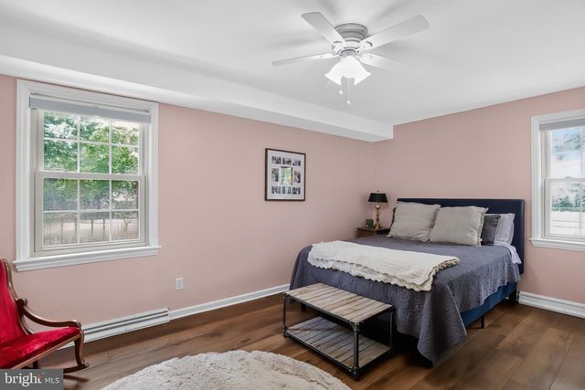 302 BRIDGEBORO RD, Moorestown, NJ 08057