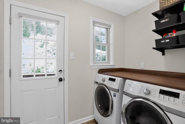 302 BRIDGEBORO RD, Moorestown, NJ 08057