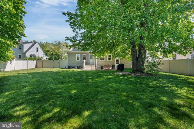 227 PRINCETON AVE, Hamilton, NJ 08619