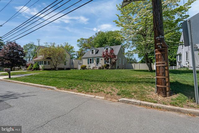 227 PRINCETON AVE, Hamilton, NJ 08619