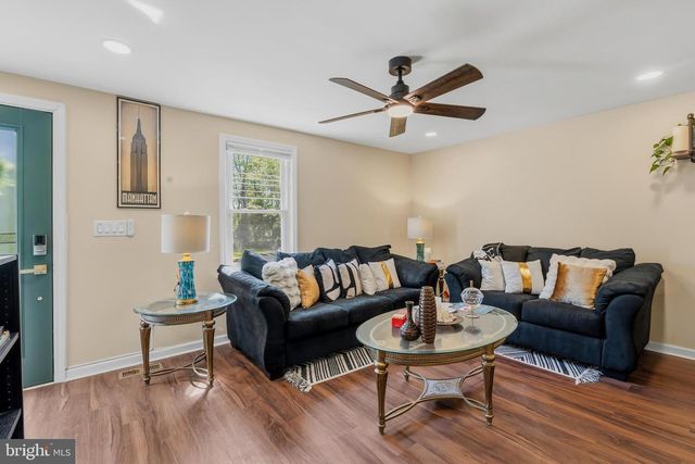 227 PRINCETON AVE, Hamilton, NJ 08619
