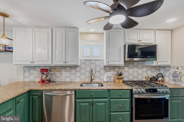 227 PRINCETON AVE, Hamilton, NJ 08619