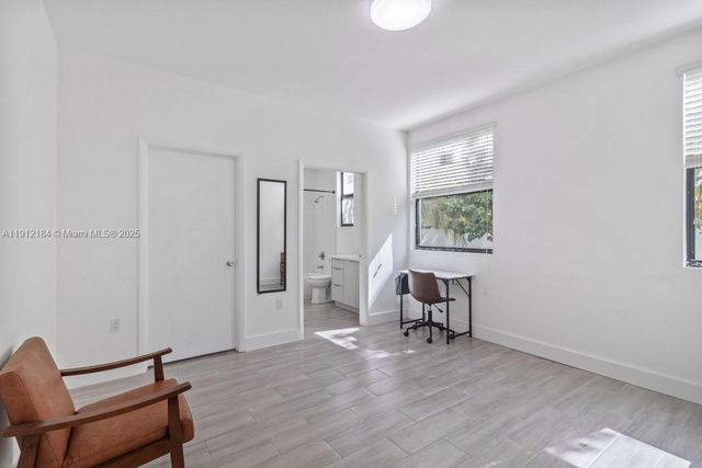 1544 NW 59th St A, Miami, FL 33142