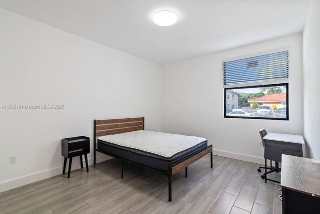 1544 NW 59th St A, Miami, FL 33142