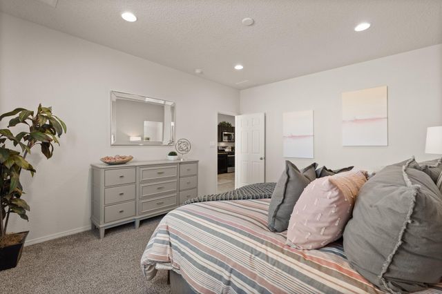 1503 Las Colinas Road NW, Los Lunas, NM 87031