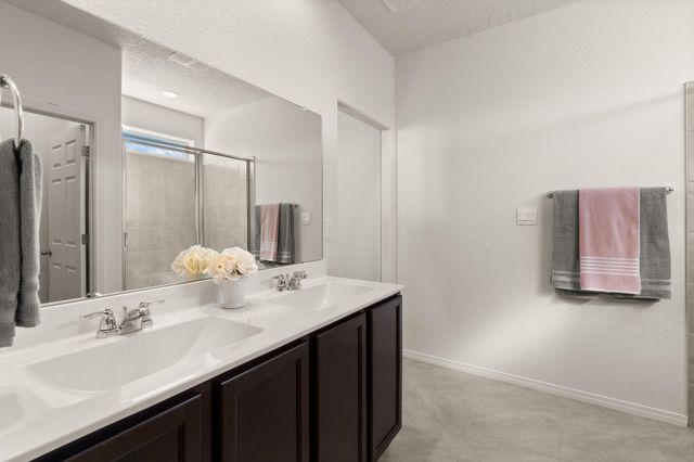 1503 Las Colinas Road NW, Los Lunas, NM 87031