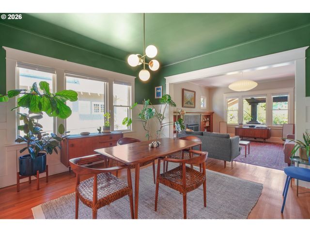 1541 Ne 49TH Ave, Portland, OR 97213