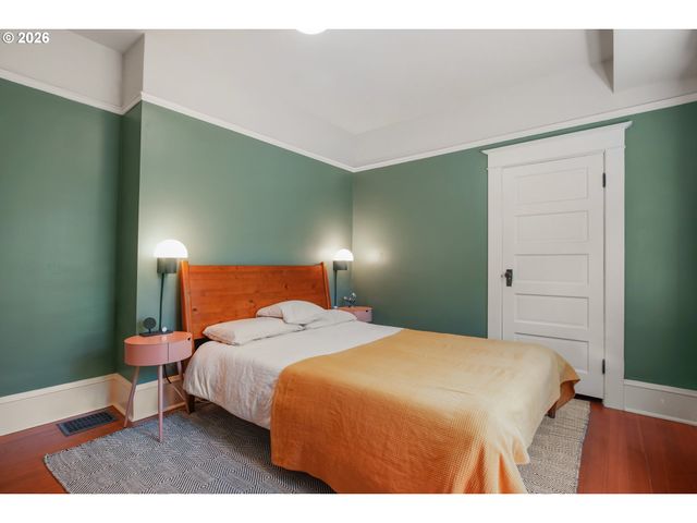 1541 Ne 49TH Ave, Portland, OR 97213