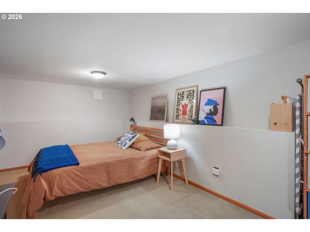 1541 Ne 49TH Ave, Portland, OR 97213