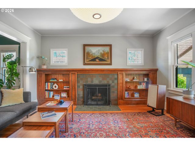 1541 Ne 49TH Ave, Portland, OR 97213