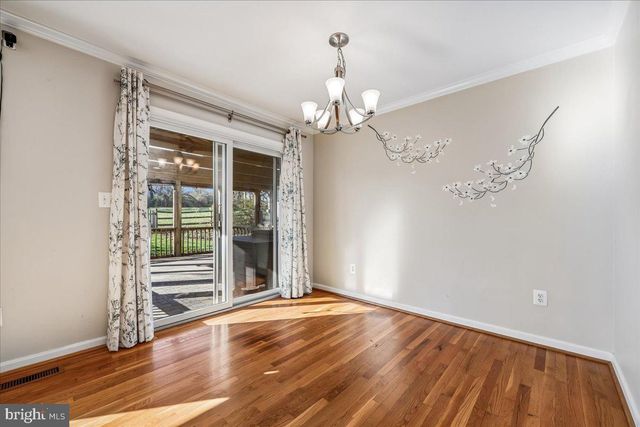 823 DIAMOND DR, Gaithersburg, MD 20878