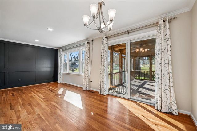 823 DIAMOND DR, Gaithersburg, MD 20878