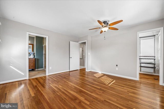 823 DIAMOND DR, Gaithersburg, MD 20878