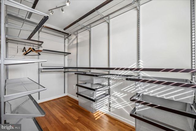 823 DIAMOND DR, Gaithersburg, MD 20878