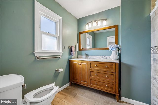 823 DIAMOND DR, Gaithersburg, MD 20878