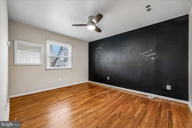 823 DIAMOND DR, Gaithersburg, MD 20878