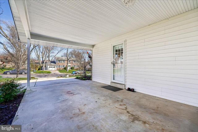 823 DIAMOND DR, Gaithersburg, MD 20878