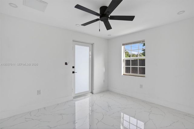 1920 SW 67th Ave, Miami, FL 33147
