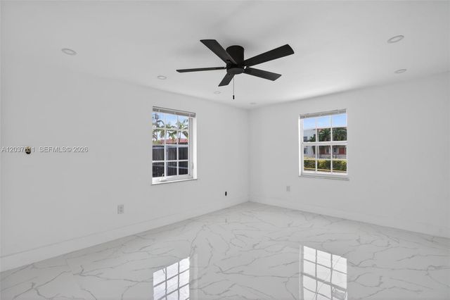 1920 SW 67th Ave, Miami, FL 33147