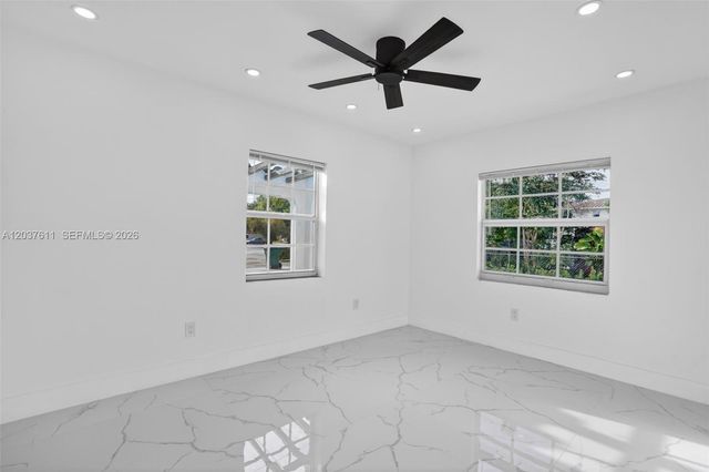 1920 SW 67th Ave, Miami, FL 33147