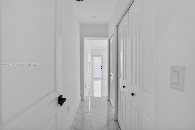1920 SW 67th Ave, Miami, FL 33147