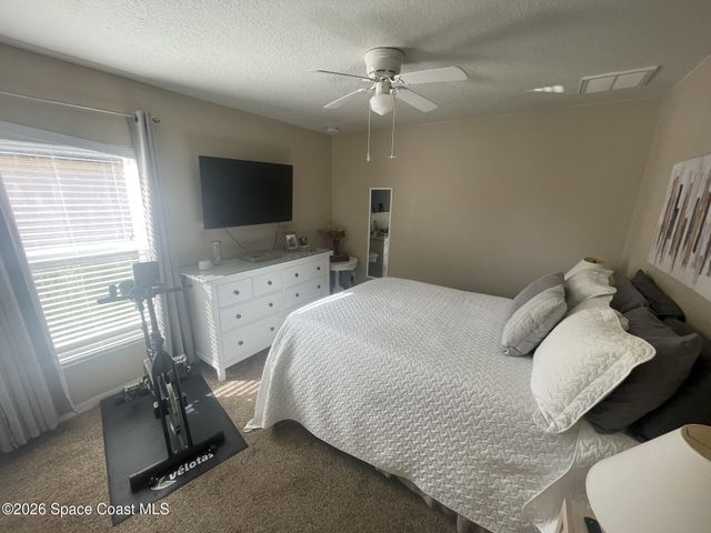 2028 Gloria Circle NE, Palm Bay, FL 32905