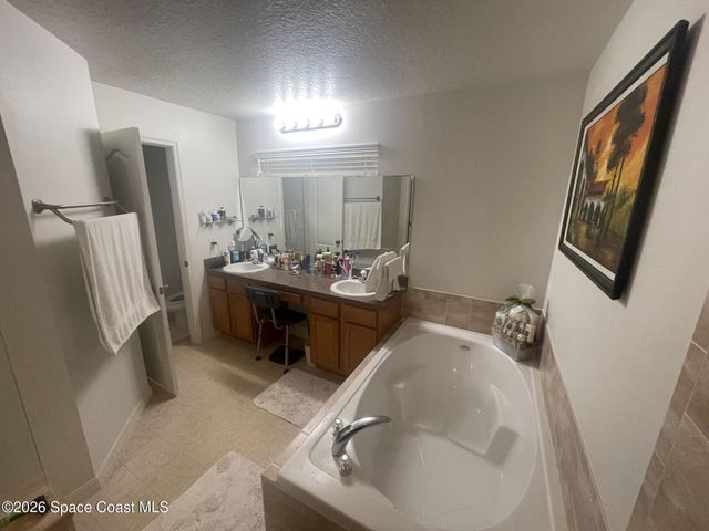 2028 Gloria Circle NE, Palm Bay, FL 32905