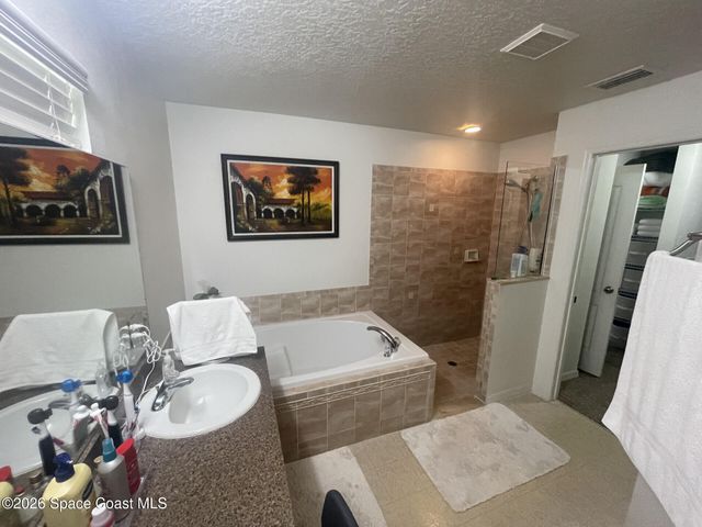 2028 Gloria Circle NE, Palm Bay, FL 32905