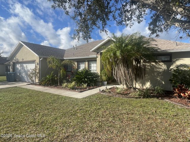 2028 Gloria Circle NE, Palm Bay, FL 32905